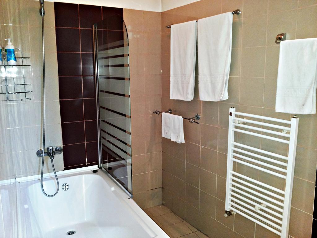 Lucas 10 Apartments Kluž Pokoj fotografie
